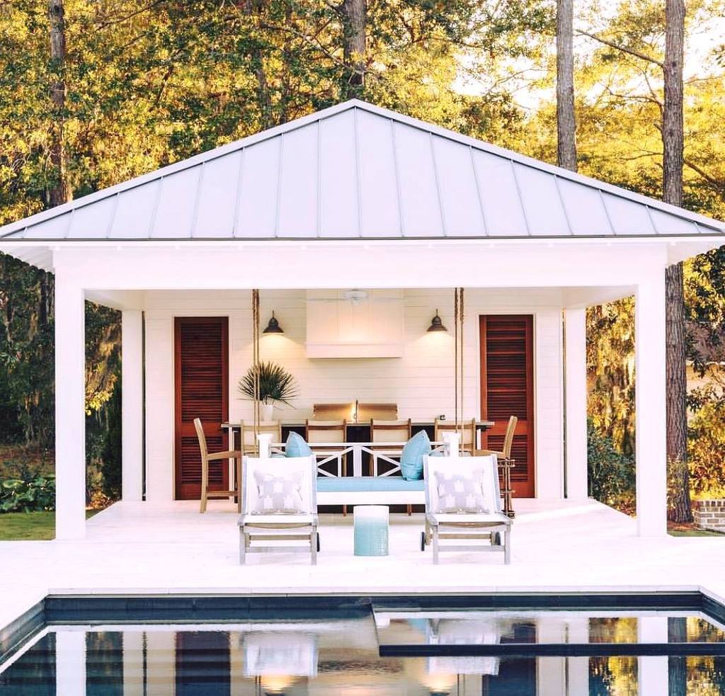 Custom Carolina Classic Columbia Hanging Bed